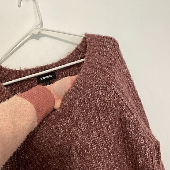 EXPRESS Purple White Marled Fuzzy Chunky Knit Thumbholes Round Neck Sweater XS - Picture 6 of 12
